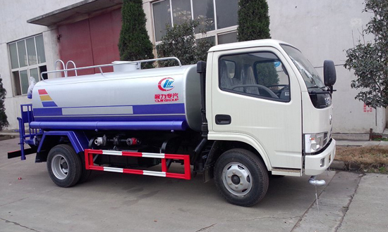 東風小卡5噸灑水車圖片