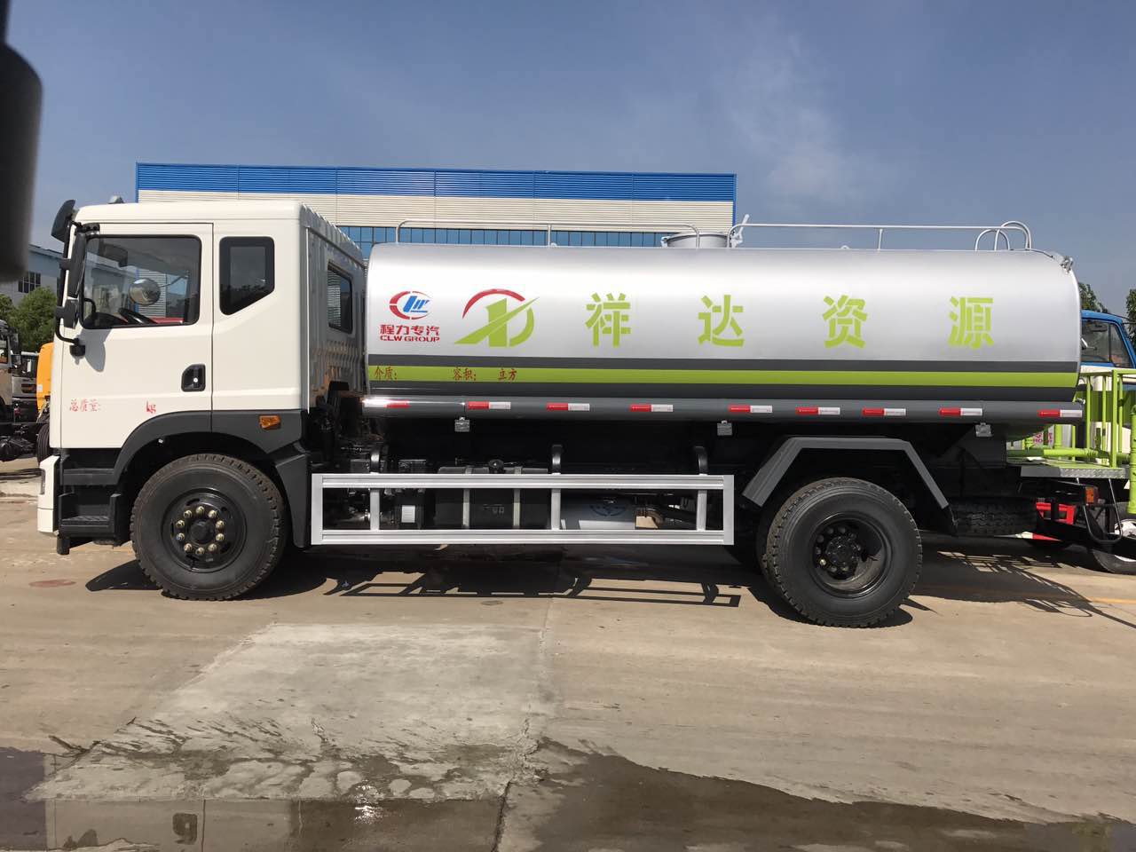 東風153灑水車︱15噸灑水車圖片