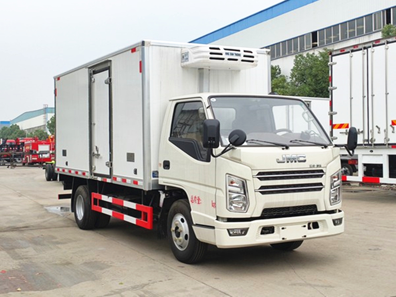 江鈴新順達(dá)冷藏車(廂長4.2米)