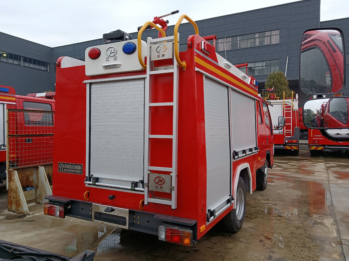 5噸消防灑水車廠家_糧庫重點防火單位消防車_1.5-3.5噸水罐消防車現車價格