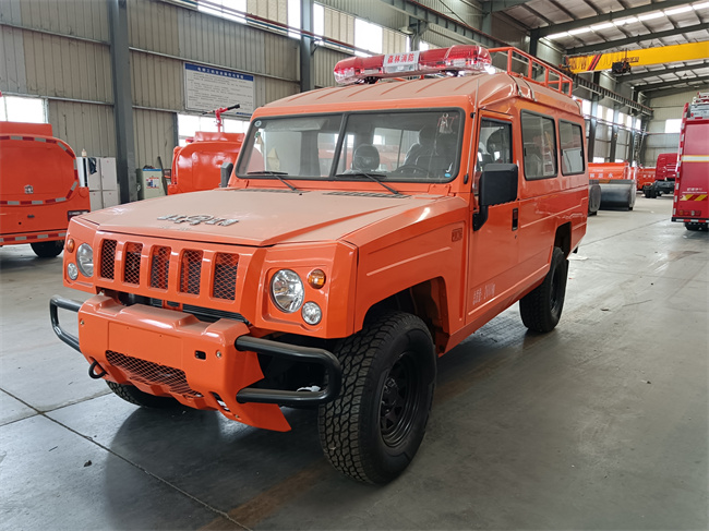 森林巡邏消防車_越野消防灑水車_廣西海南_四驅越野指揮車_北汽四驅越野吉普消防裝備車