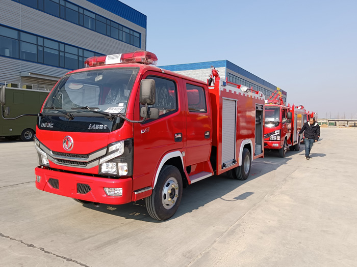 5噸消防灑水車價格_消防中隊消防車_1.5-3.5噸水罐消防車現(xiàn)車價格