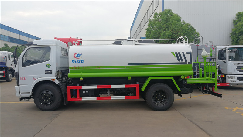 1566891667394431.jpg 東風多利卡國六8昂灑水車 (3).jpg