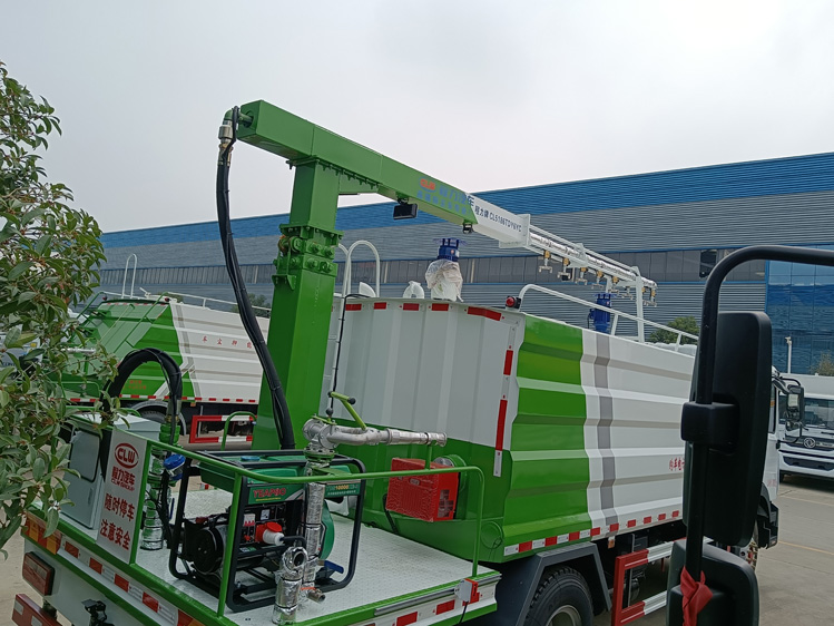 東風(fēng)D9旋轉(zhuǎn)伸縮臂鐵路抑塵車-程力12方煤炭運(yùn)輸降塵_大同煤場(chǎng)抑塵灑水車_運(yùn)煤抑塵劑固化劑噴灑